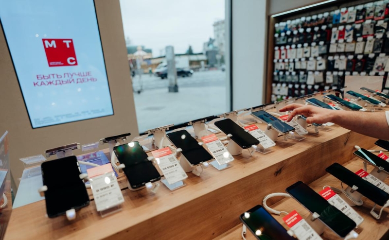 Кошелек в сим-карте: как сотовые операторы используют блокчейн в