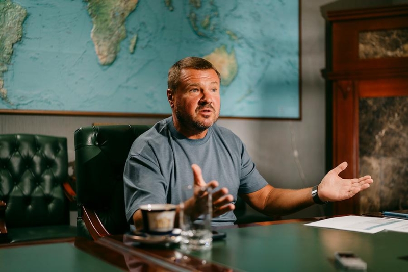 Глава Росгосцирка — РБК: «Наши артисты не будут выступать без флага»