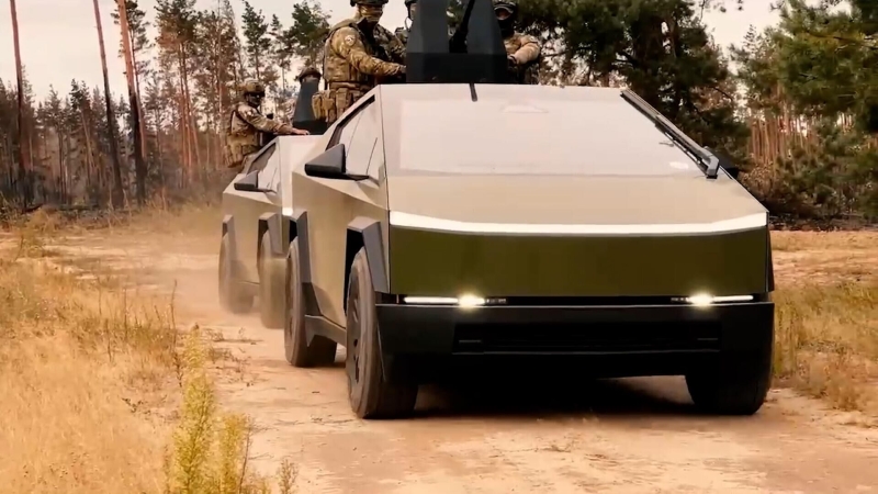 Кадыров передал 100 автомобилей для нужд СВО