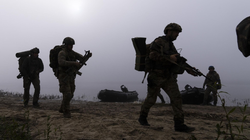 ВС России установили контроль над островами в дельте Днепра