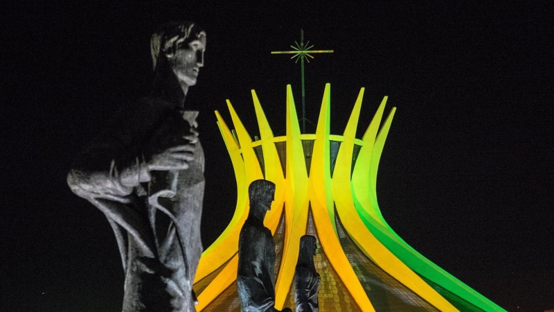 Лавров обсудил с главой МИД Бразилии подготовку к саммиту БРИКС и Украину