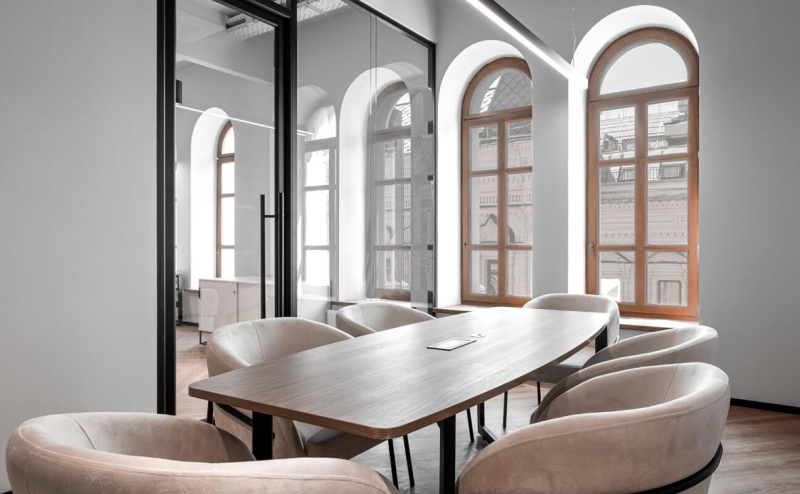 «Газпром-Медиа» освободит половину офиса рядом с Домом правительства