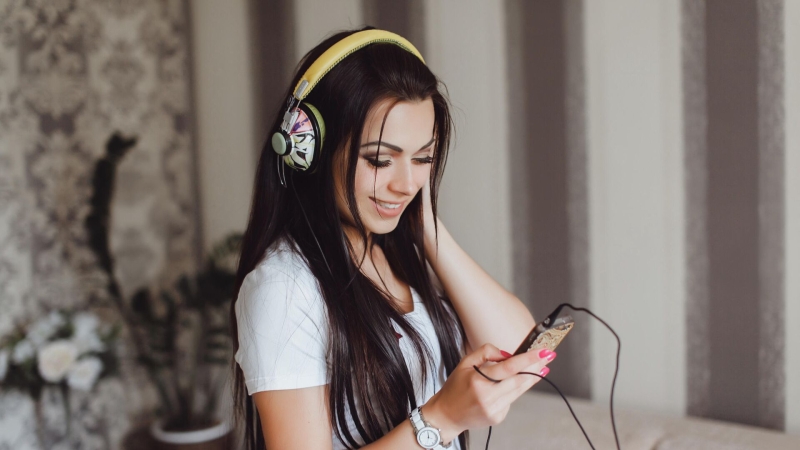 Почему не работают наушники: распространенные причины неисправности