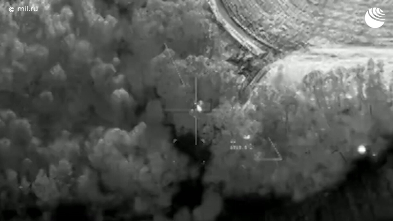 Минобороны опубликовало кадры уничтожения минного шлагбаума ВСУ