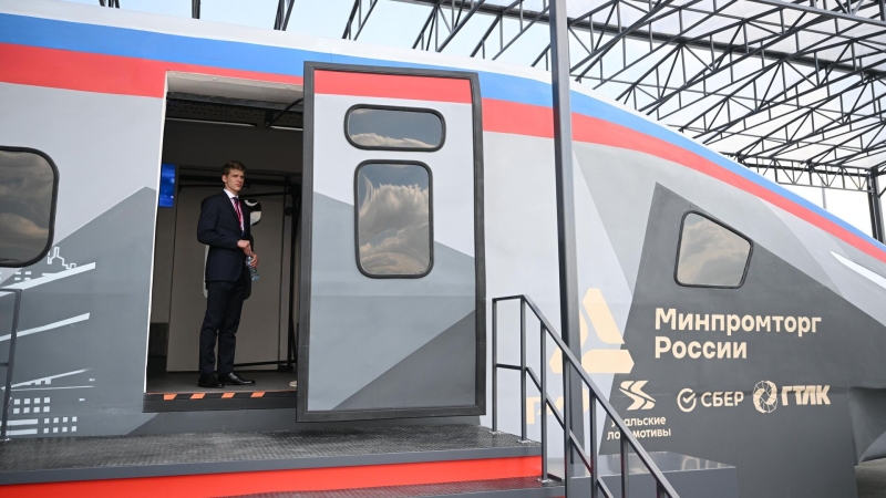 Мишустин призвал соблюдать график строительства ВСМ Москва — Петербург