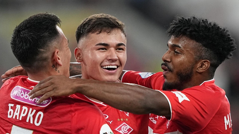 Ширко поздравил Угальде с повторением его достижения