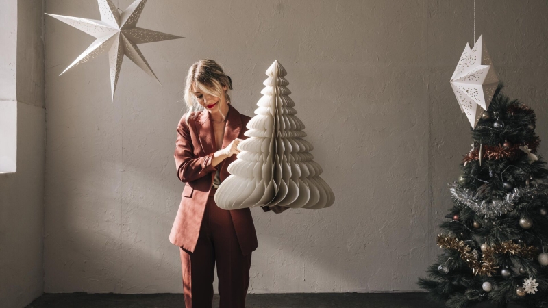 Из пробок, ваты и веток: как смастерить новогоднюю елку своими руками