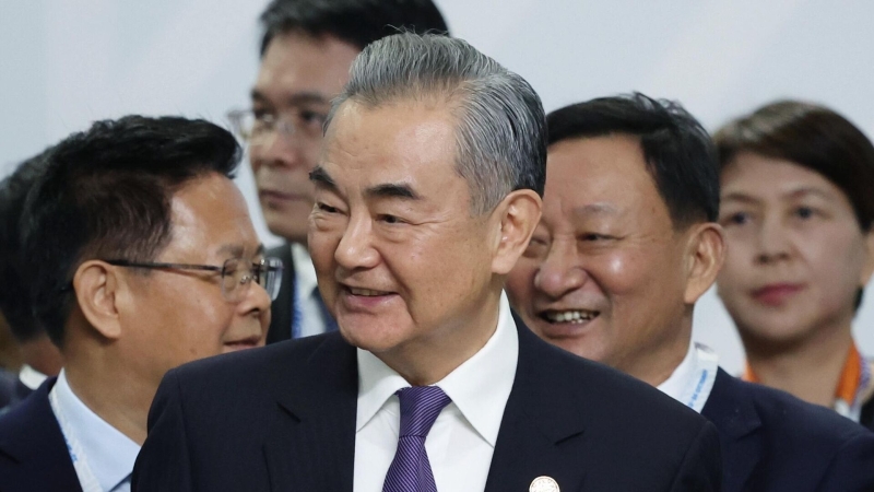 Сотрудничество России и КНР достигло новых результатов, заявил Ван И