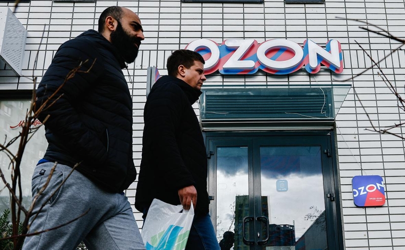 Ozon скорректировал прогноз на 2024 год из-за проблем в платежах с