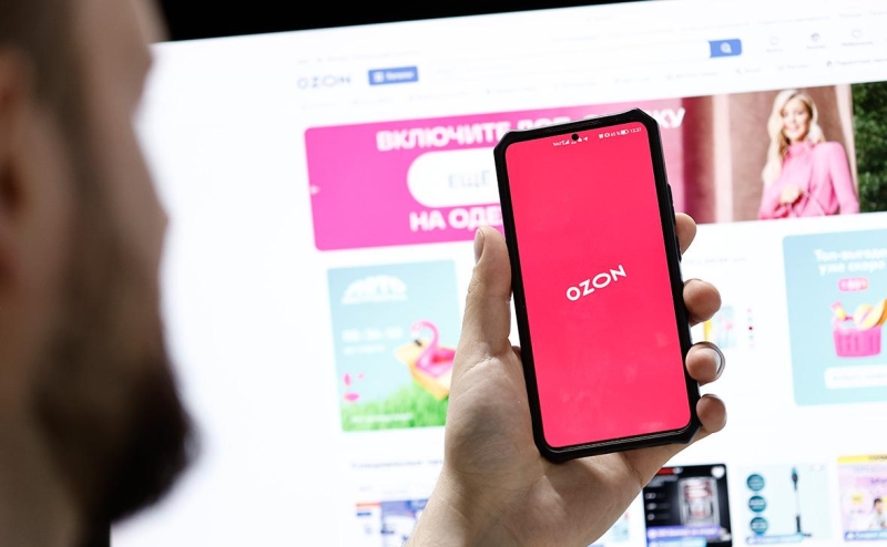 Ozon скорректировал прогноз на 2024 год из-за проблем в платежах с