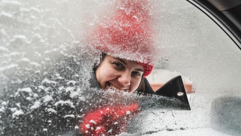 Если замерз замок в машине: способы открыть дверь и что нельзя делать