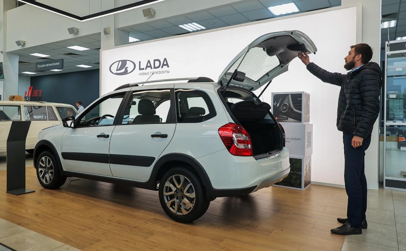 АвтоВАЗ сообщил о повышении цен на машины