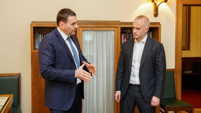 Superjet совершил первый полет с российским двигателем