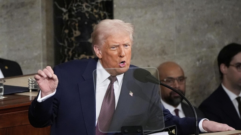 Spiegel нашел личные данные советников Трампа