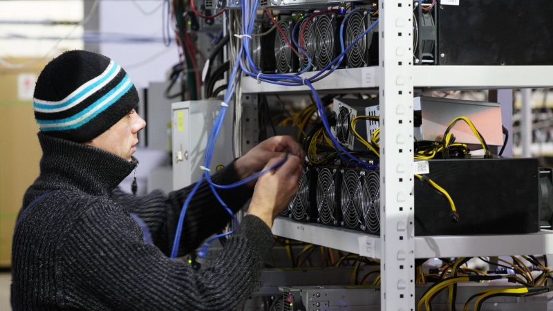 В Госдуме предложили ввести код ОКВЭД для майнеров