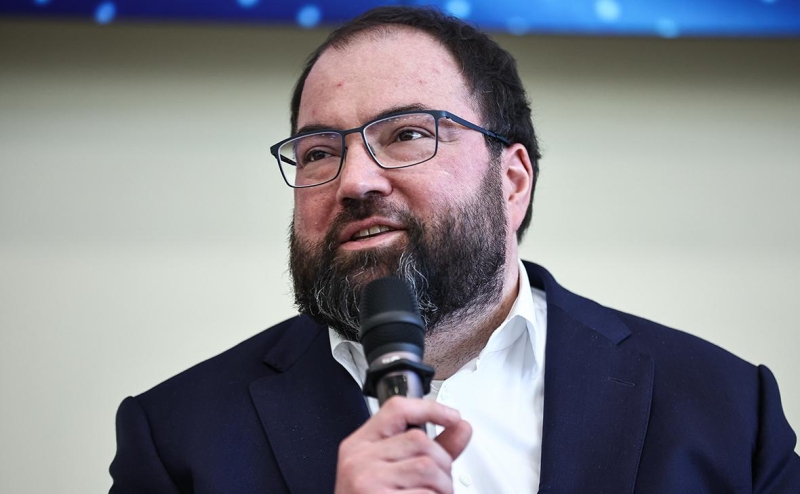 Шадаев заявил об ужесточении работы с мессенджерами