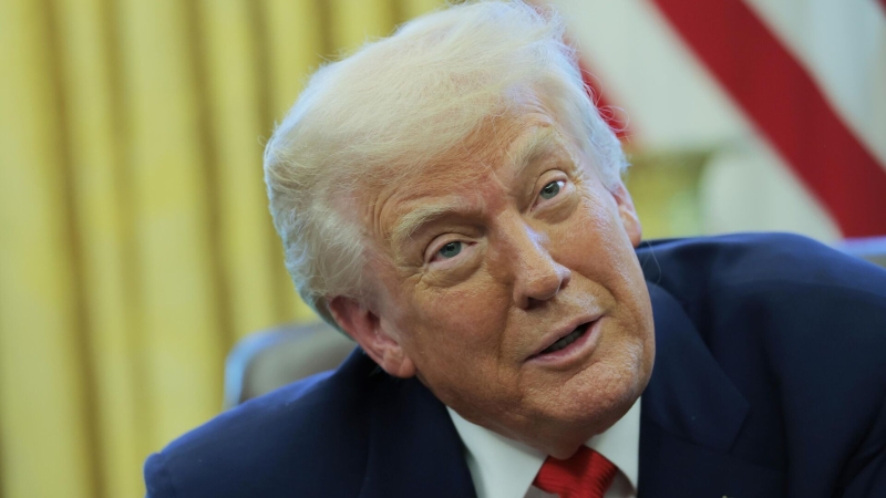 Администрация Трампа ограничила  чиновникам доступ к отчетам разведки