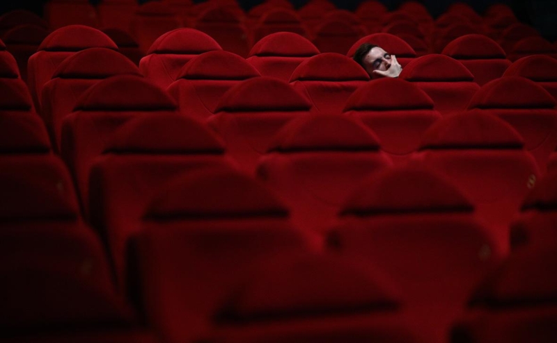 Крупнейшая киносеть решила привлекать зрителей массажными креслами