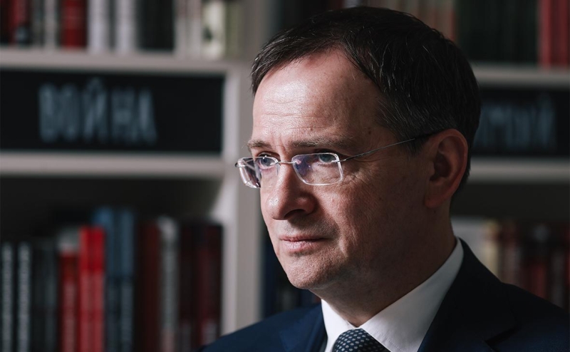 ФАС приостановила второе антимонопольное дело против «Просвещения»