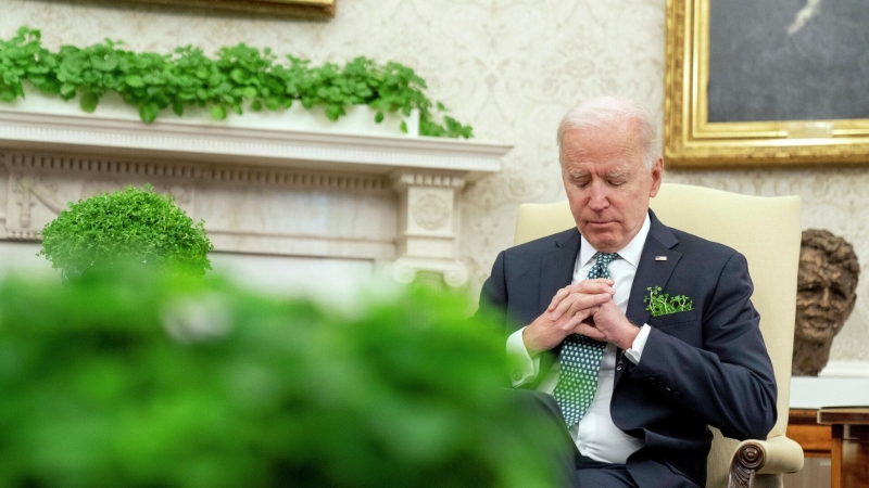 СМИ: команда Байдена использовала спецэффекты, чтобы скрыть его оговорки