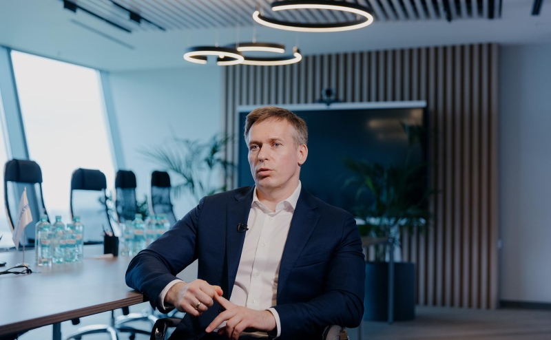 Глава «Почты России» назвал «чересчур» высокими зарплаты курьеров