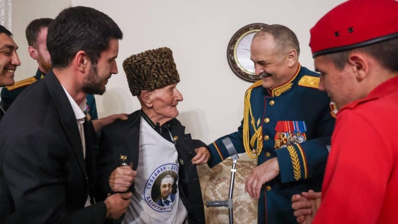 Путин наградил ветерана Великой Отечественной войны Владимира Янгорева