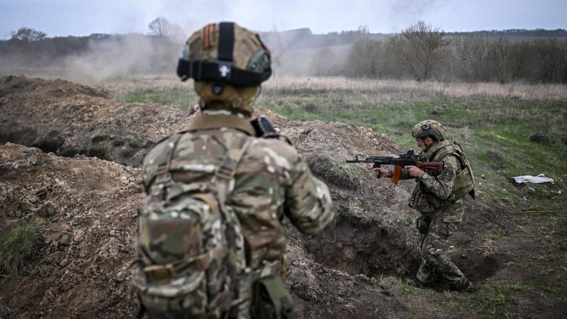 Расчет российской гаубицы уничтожил восемь дронов ВСУ