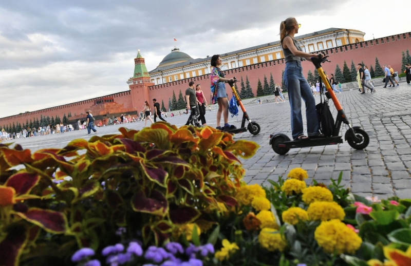 Как отдыхаем в июне 2025 — праздники и выходные дни в России