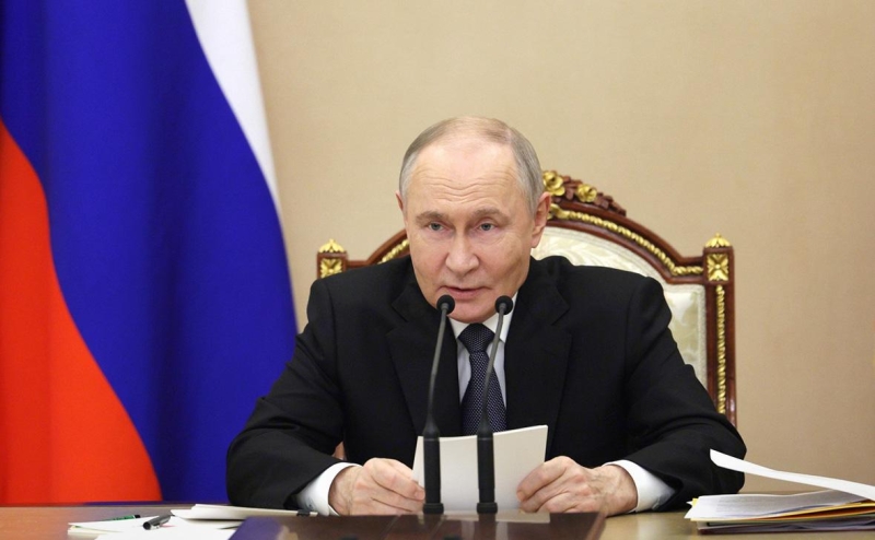 Греф и Григоренко предупредили о рисках для детей от распространения