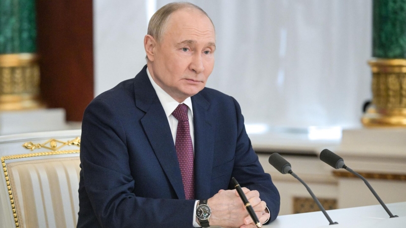 Путин поручил разработать новые ограничения для иностранных мессенджеров