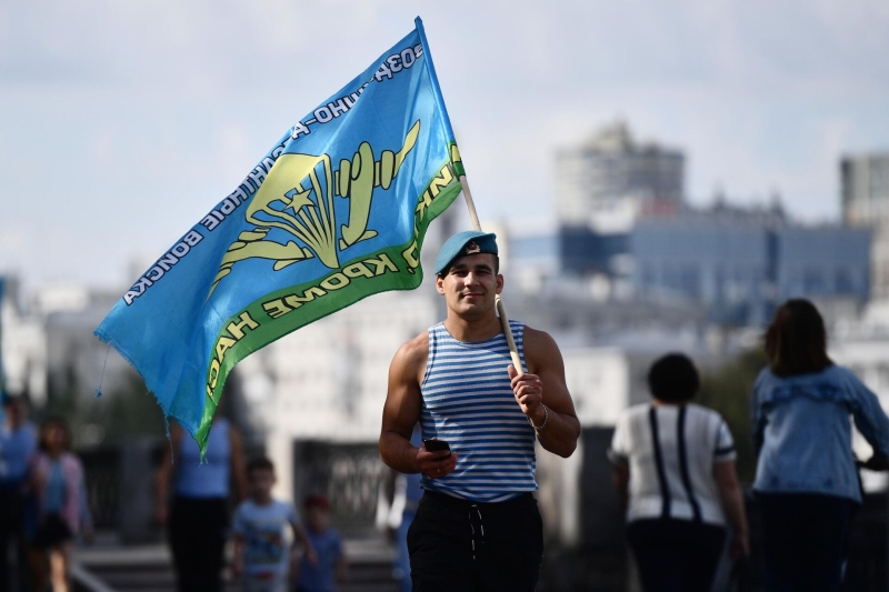 День ВДВ-2025: когда и как отмечается, история и традиции праздника