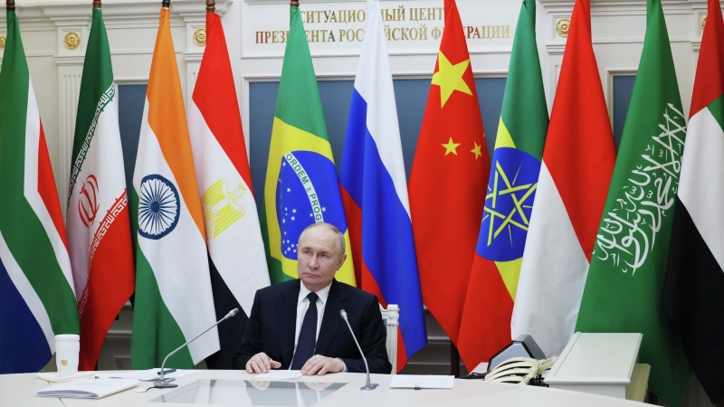 Путин призвал увеличить объемы встречных инвестиций через механизмы БРИКС