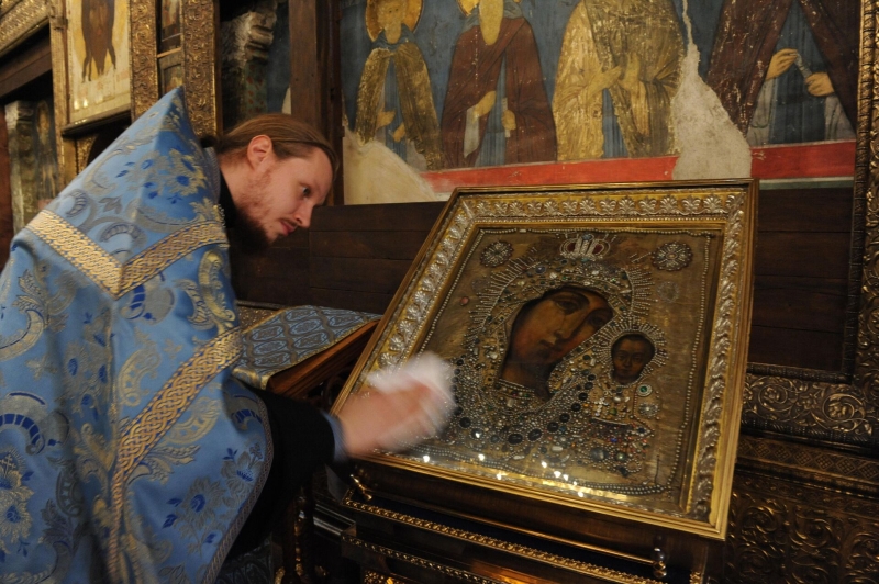 День Казанской иконы Божией Матери: ее значение и дата праздника