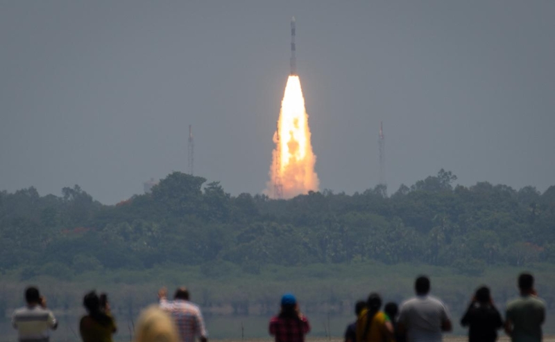 Индия отправит в космос корабль с роботом-гуманоидом