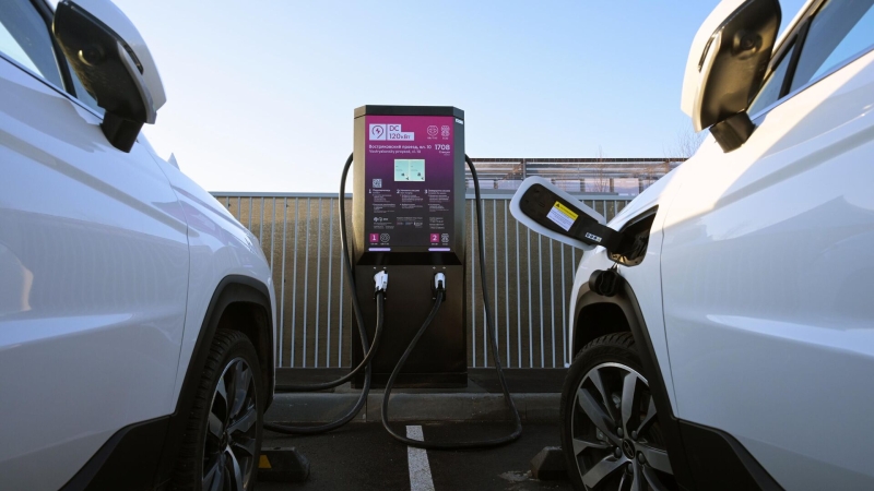 Эксперты рассказали о частых причинах возгорания электромобилей