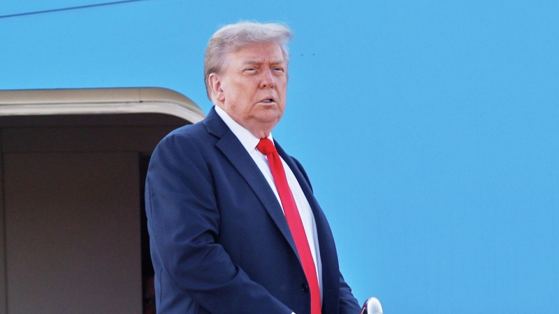 Переговоры Путина и Трампа в узком составе продолжались почти три часа