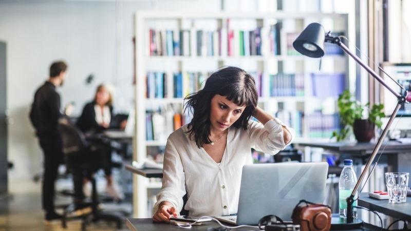 Опрос показал, сколько американцев боятся, что ИИ оставит их без работы