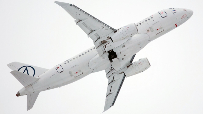 В ОАК прокомментировали директиву разработчика для SSJ-100