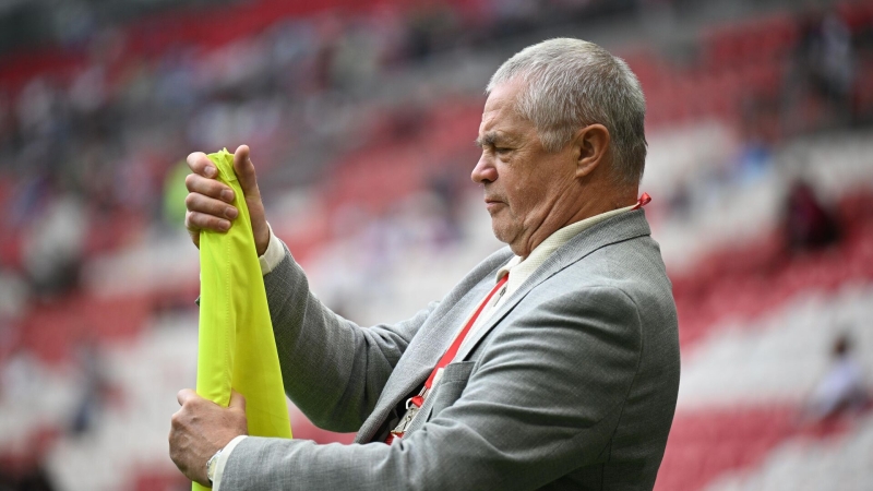 Александр Медведев стал самым возрастным футболистом в истории России