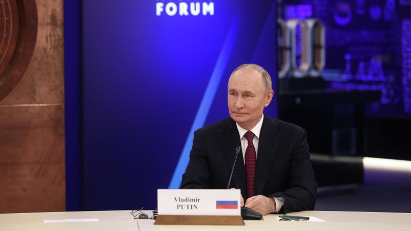 Россия отвергает технологический колониализм, заявил Путин