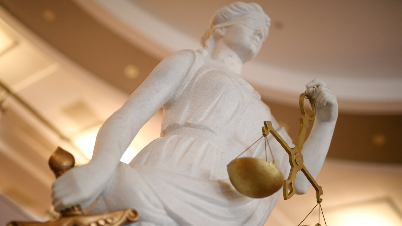 Юрист объяснила, за какие интернет-стикеры грозит уголовная ответственность