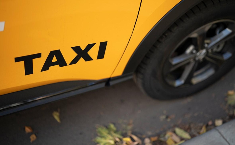 Госдума предложила смягчить закон о локализации такси для самозанятых