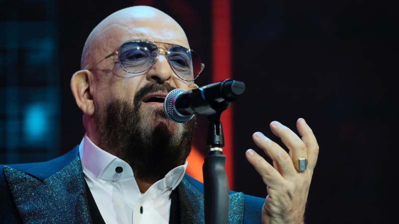 СМИ утверждают, что Шуфутинскому провели срочную операцию