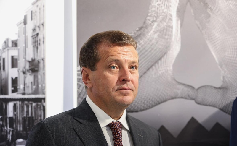 Бывший глава Intel решил создать «христианский» ИИ