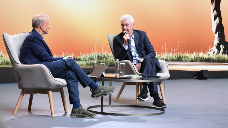 Собянин и Греф поспорили, кого заменит искусственный интеллект