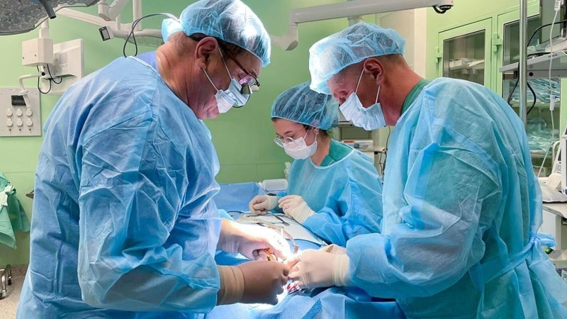 В Новосибирске ребенку исправили сложнейший порок сердца