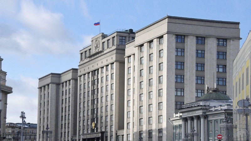 Госдума приняла в первом чтении проект о размере МРОТ на 2026 год