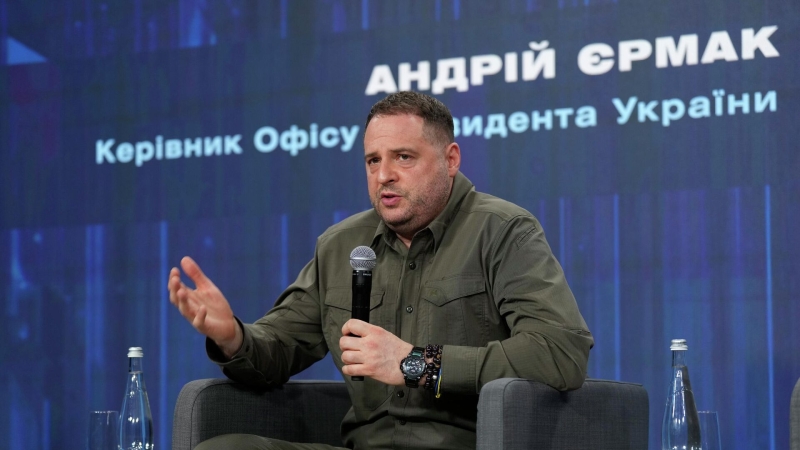 Аналитик прокомментировал отставку главы офиса Зеленского