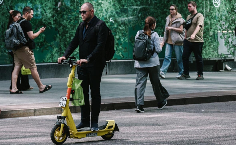 Сервисы аренды электросамокатов назвали причины падения спроса