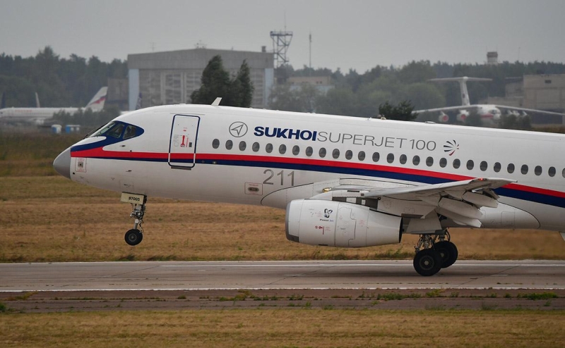 Импортозамещенный SJ-100 испытали в бассейне с водой. Видео